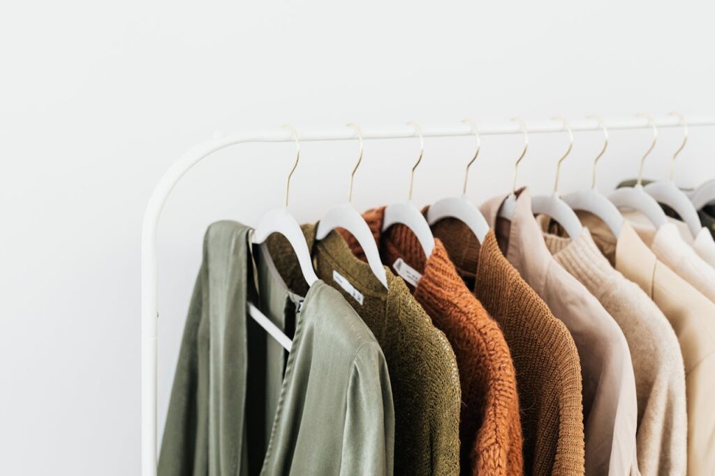 Capsule Wardrobe 101: How to Look Effortlessly Stylish Without Buying the Entire Mall